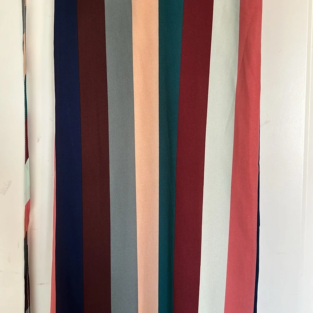 Lulu’s Striped Midi Dress